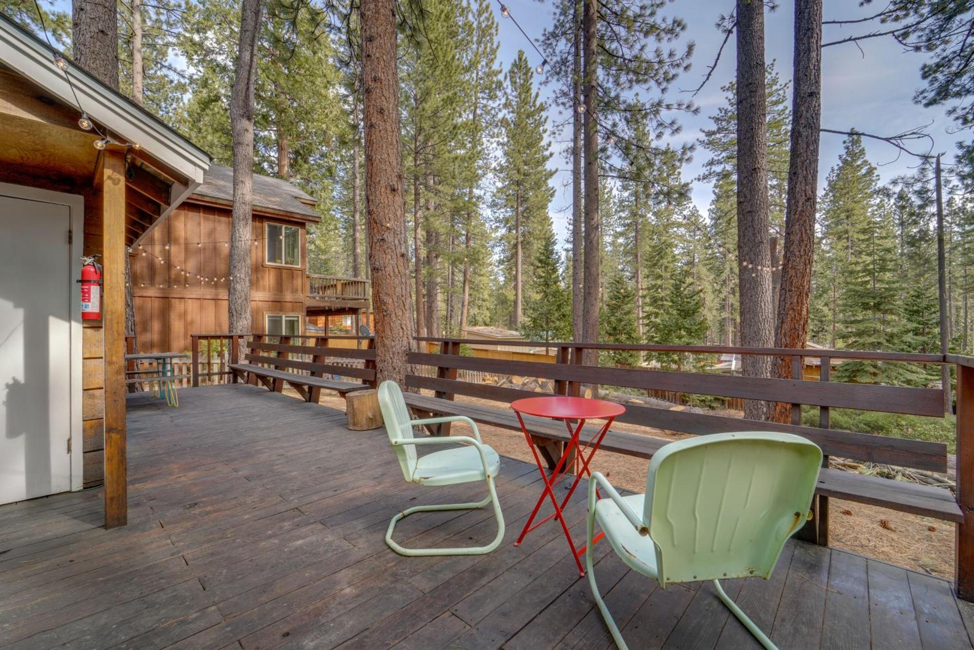 Boutique And Artsy Log Cabin In North Lake Tahoe! Kings Beach Exterior photo